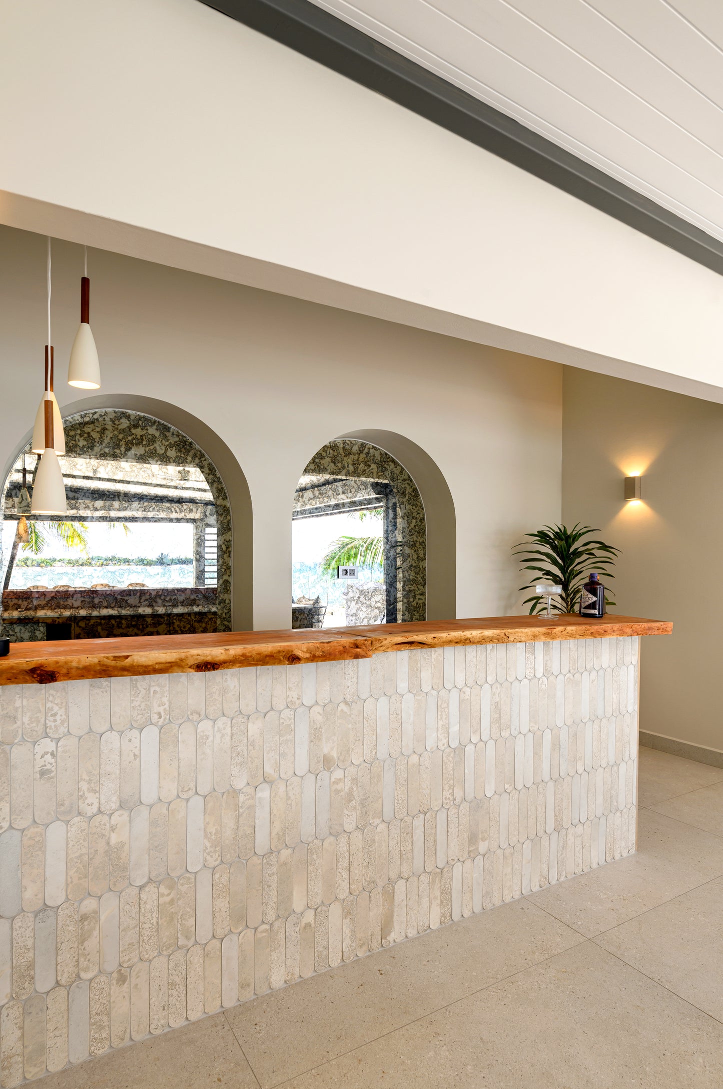 Oblong Tile