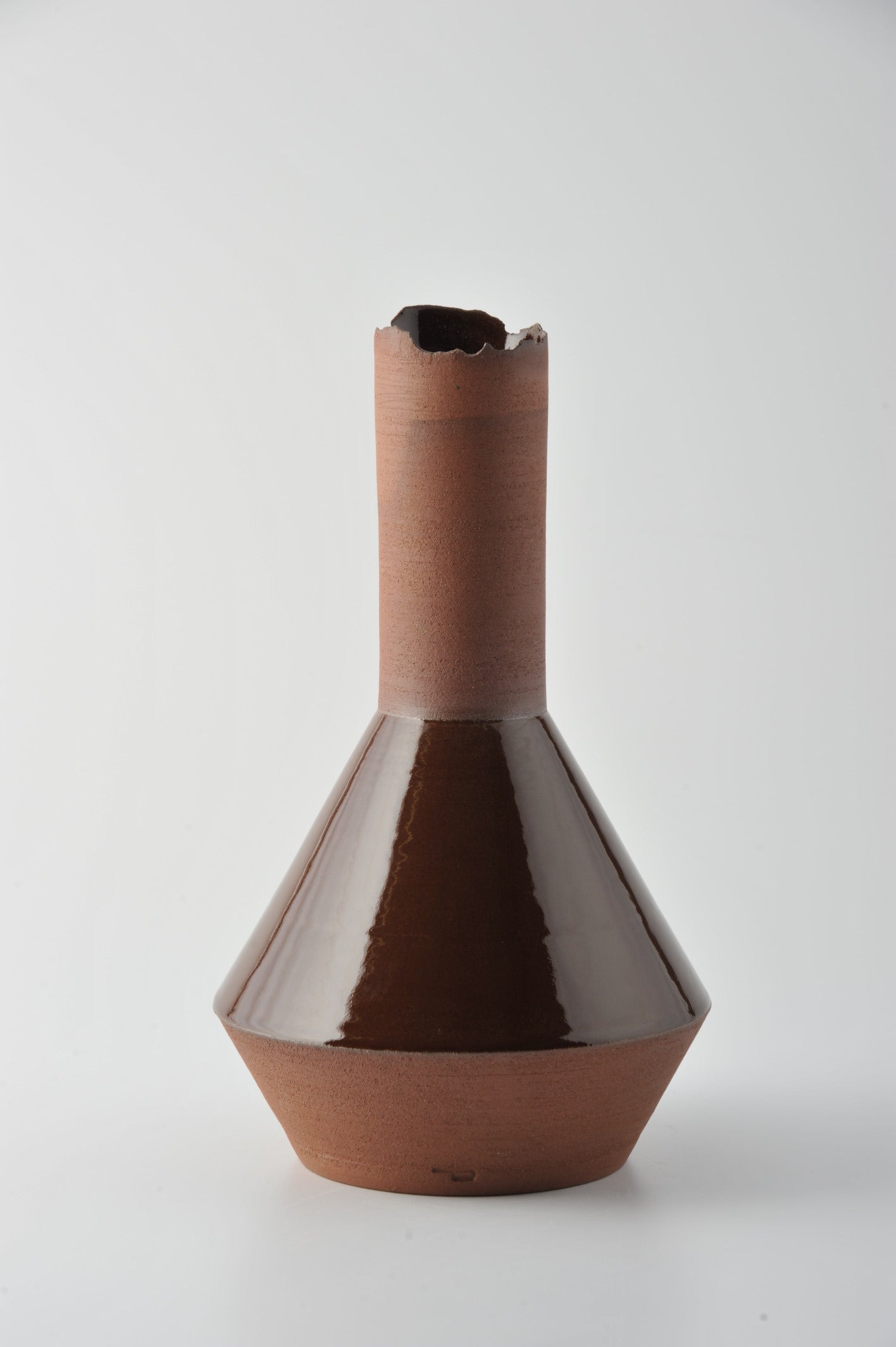 Flake Rims Vase - Z1