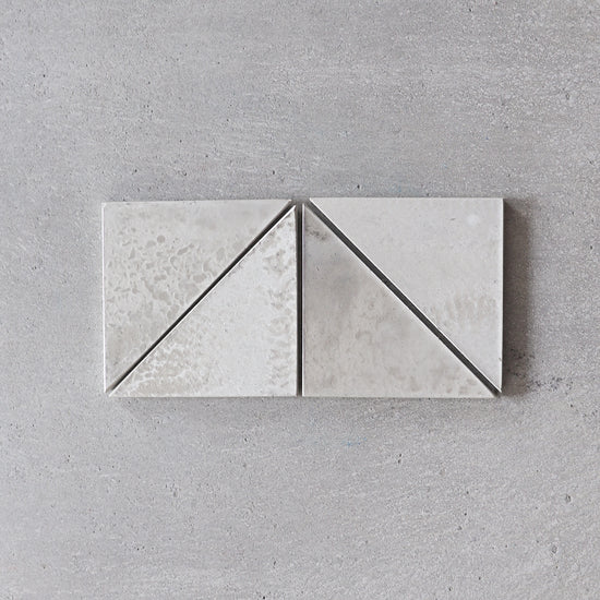 Thia Tile